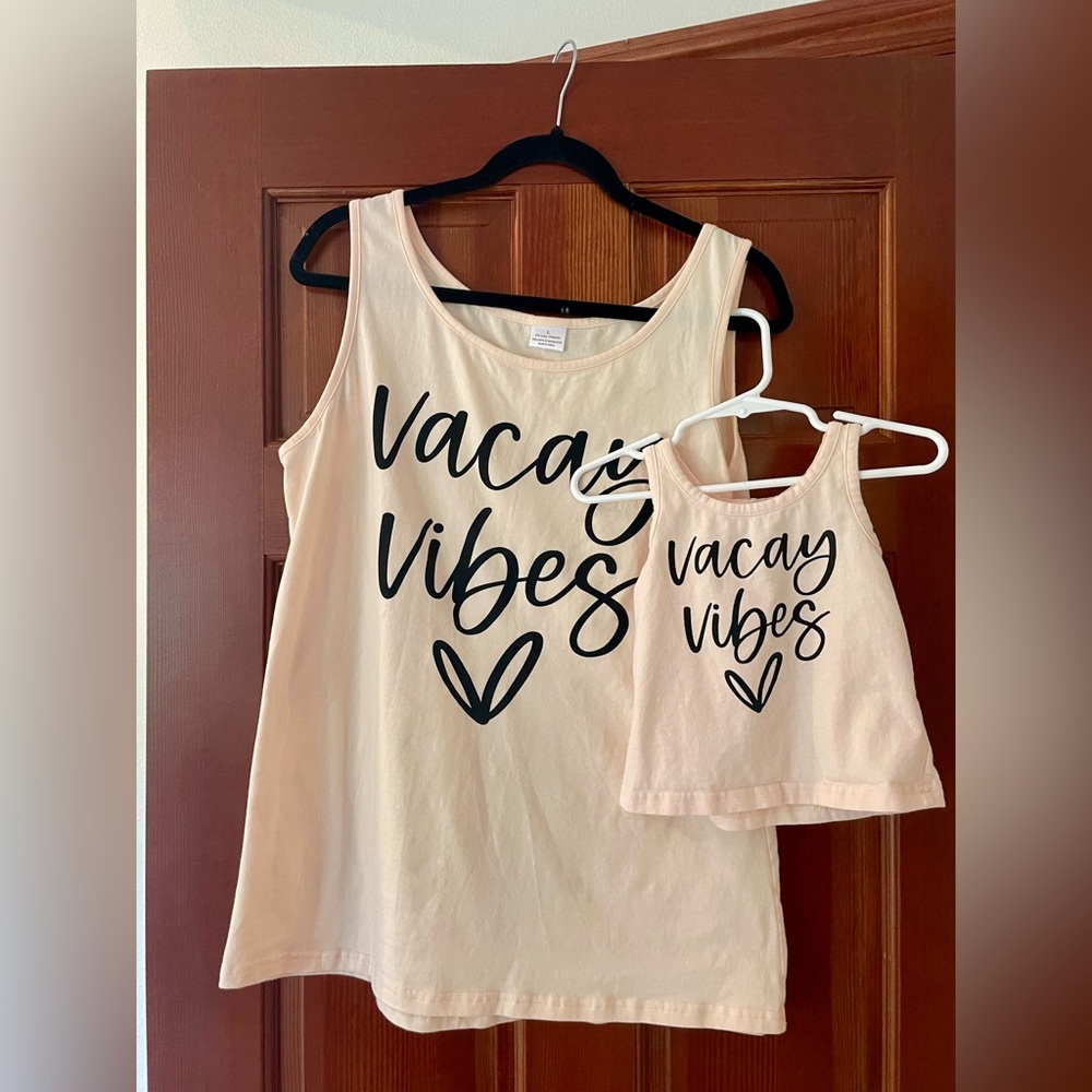 *Free*Mommy and Me Matching Tanks Size L & 12-18M (2XS)